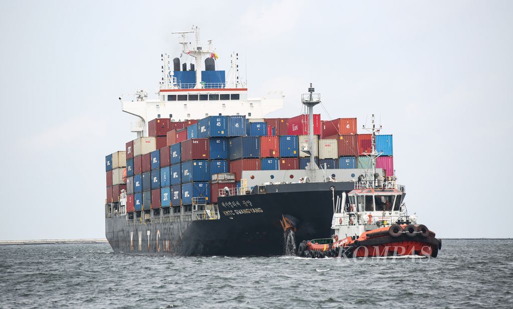 Impor Bahan Baku Plastik dari China Menggunakan Wilhen Cargo | WilhenCargo