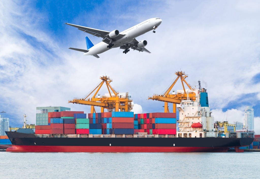 Ini Perbedaan Jasa Import Barang Via Udara dan Laut dari China | WilhenCargo