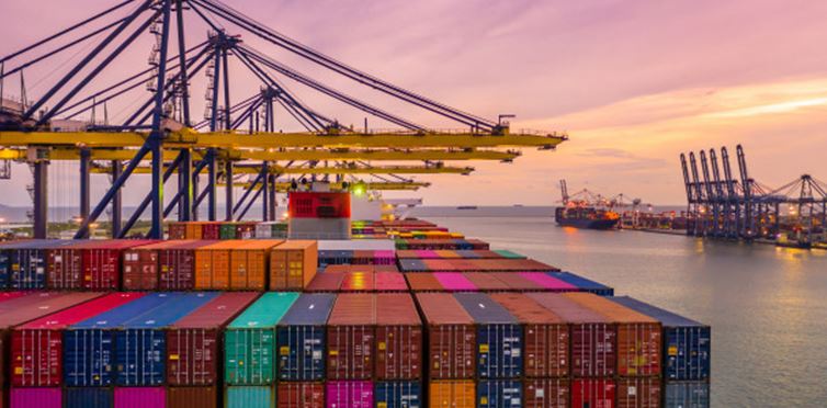 Pengaruh Kebijakan Perdagangan Terhadap Impor Barang dari China | WilhenCargo
