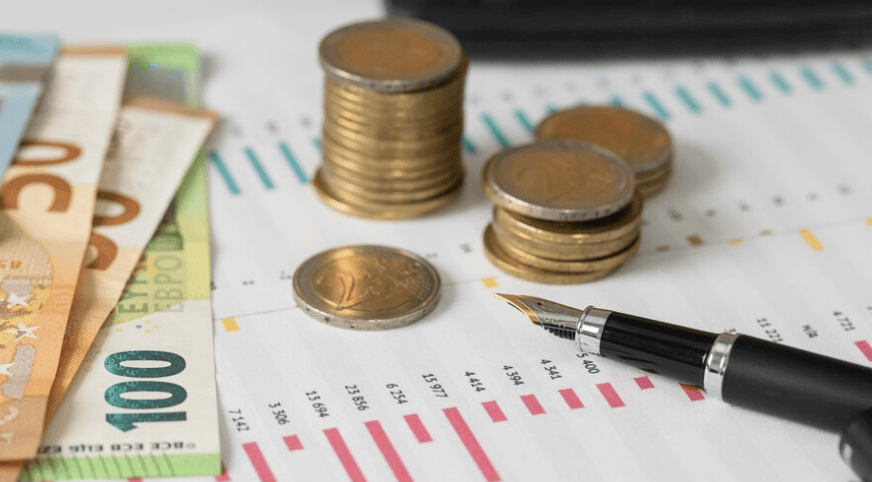 Tips Cerdas Mengurangi Risiko Fluktuasi Kurs Yuan | WilhenCargo